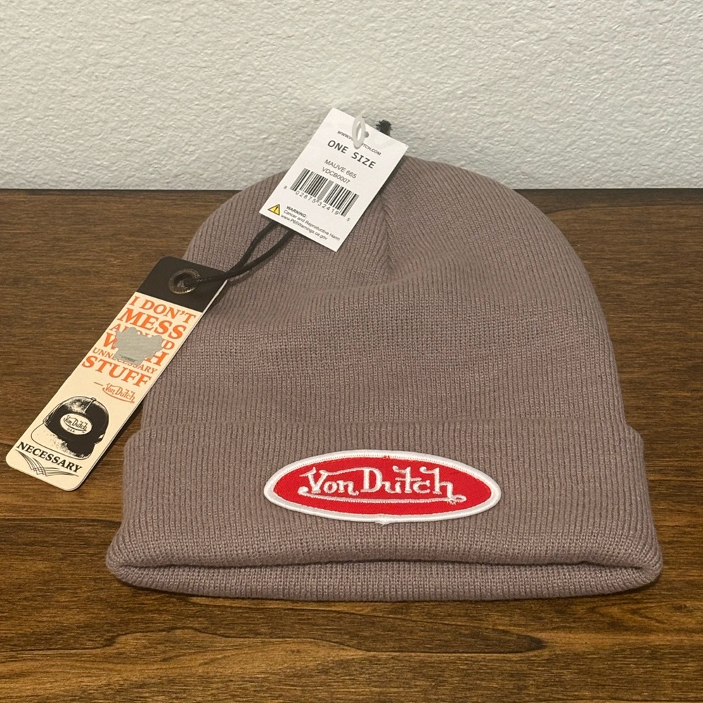 Von Dutch Beanie with Red Logo - Picture 1 of 6
